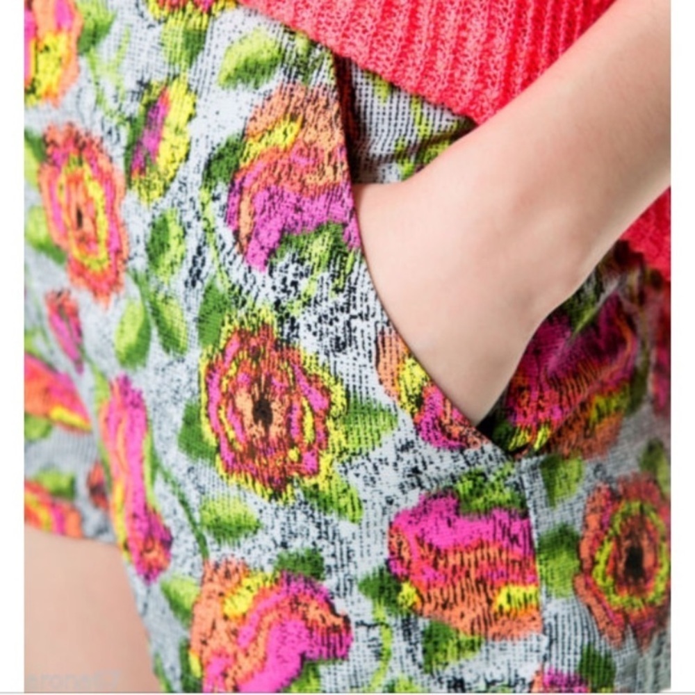 Zara Floral Print Neon High Rise Shorts S - Picture 3 of 10